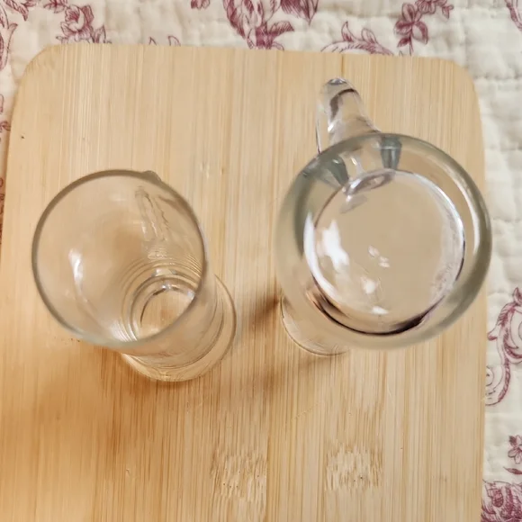 Oberglas Vintage Cordial/Aperitif Or Nitecap Floral Etched  Glass Austria - Picture 3 of 4